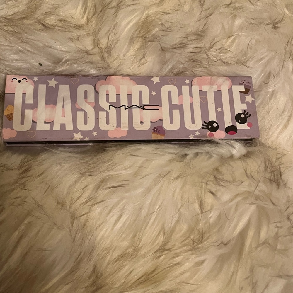 Mac classic cutie make up palette